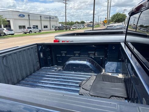 Used 2021 Chevrolet Silverado 1500 Custom RWD image 4