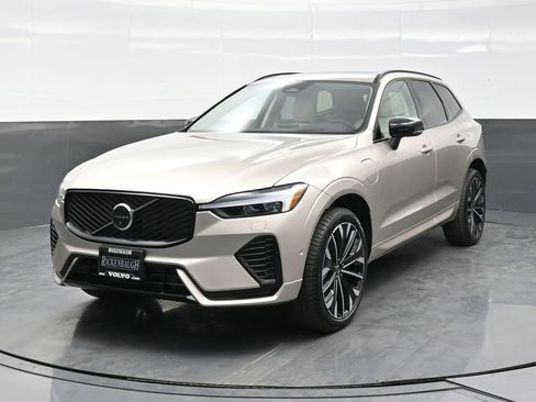 New 2026 Volvo XC60 T8 Ultra w/ Protection Package Premier AWD/4WD image 2