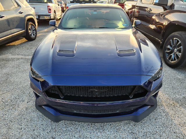 Used 2018 Ford Mustang GT Premium w/ GT Performance Package RWD image 2