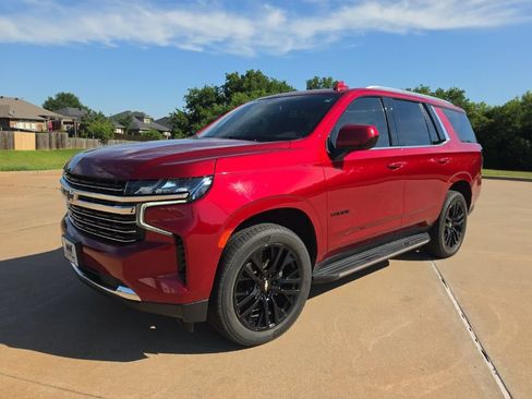 Used 2021 Chevrolet Tahoe LT AWD/4WD image 1