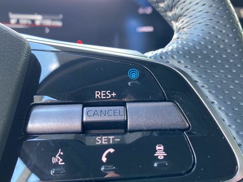 Certified 2024 Nissan Ariya AWD image 37