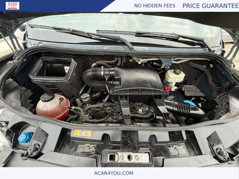 Used 2019 Mercedes-Benz Sprinter 170 image 30