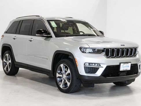 Used 2023 Jeep Grand Cherokee 4WD 4xe w/ Luxury Tech Group II image 7