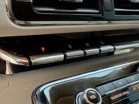 Used 2021 Lincoln Navigator L Reserve w/ Luxury Package AWD/4WD image 24