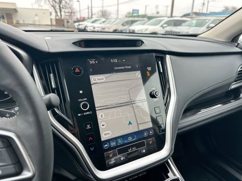 Certified 2025 Subaru Outback Limited image 32