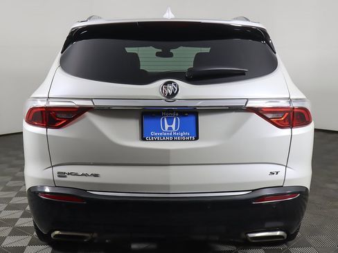 Used 2022 Buick Enclave Essence w/ Experience Buick Package image 13