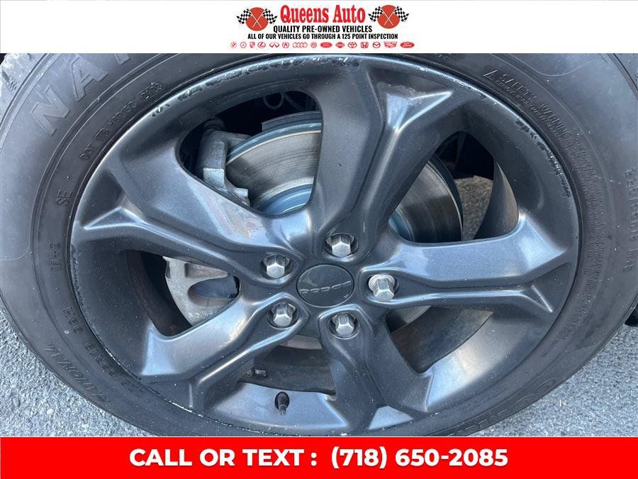 Used 2019 Dodge Grand Caravan SE FWD image 27