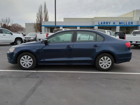 Used 2013 Volkswagen Jetta S image 3