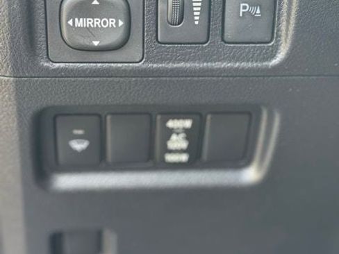 Used 2017 Toyota 4Runner Limited image 11