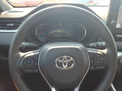 Used 2023 Toyota RAV4 XSE AWD/4WD image 20