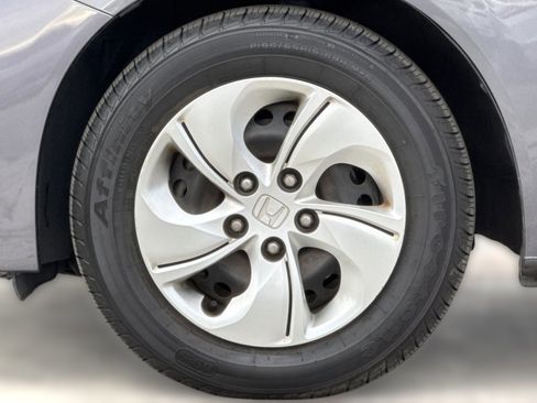 Used 2015 Honda Civic LX image 11