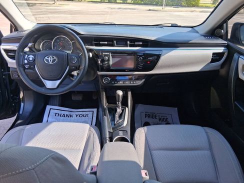 Used 2016 Toyota Corolla LE FWD image 11