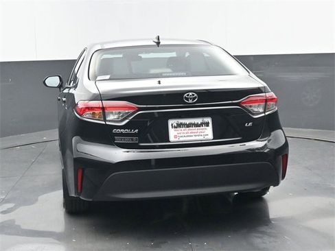 Used 2026 Toyota Corolla LE image 18