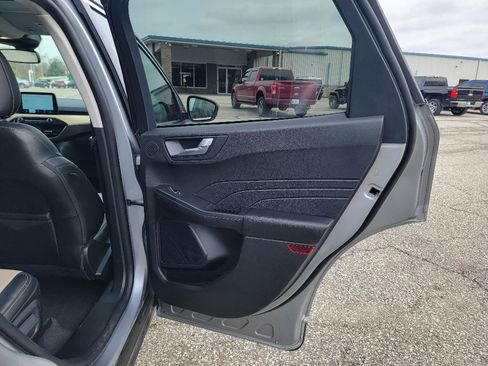 Used 2022 Ford Escape Titanium w/ Titanium Elite Package image 30