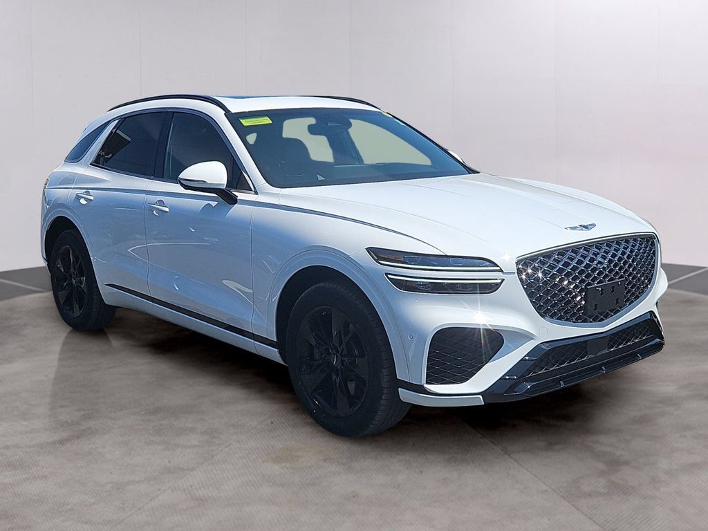 Used 2023 Genesis GV70 3.5T Sport w/ Sport Advanced Package AWD/4WD image 3