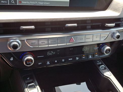 Certified 2024 Kia Telluride EX X-Line AWD/4WD image 16