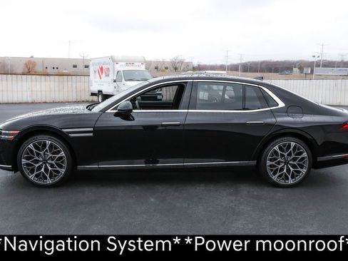 Used 2024 Genesis G90 3.5T image 7