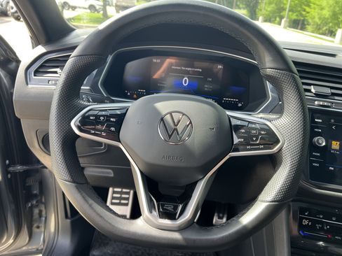 Certified 2023 Volkswagen Tiguan SE R-Line FWD image 16