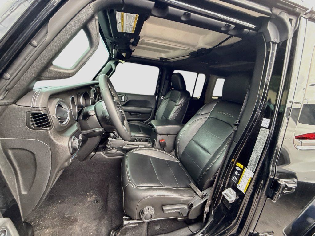 Used 2023 Jeep Wrangler Unlimited Sahara AWD/4WD image 23