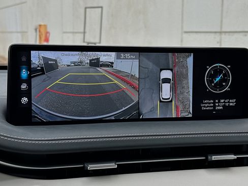 New 2024 Genesis Electrified GV70 Prestige w/ Prestige Package image 23