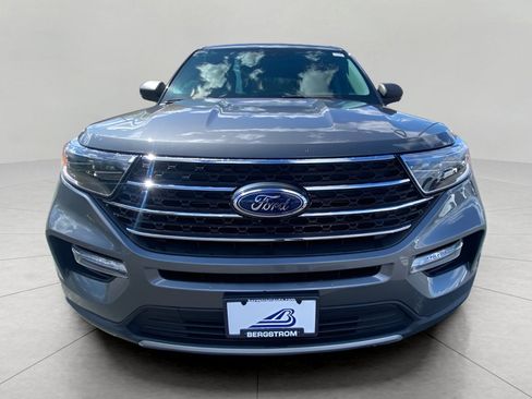 Certified 2023 Ford Explorer XLT w/ Equipment Group 202A AWD/4WD image 9