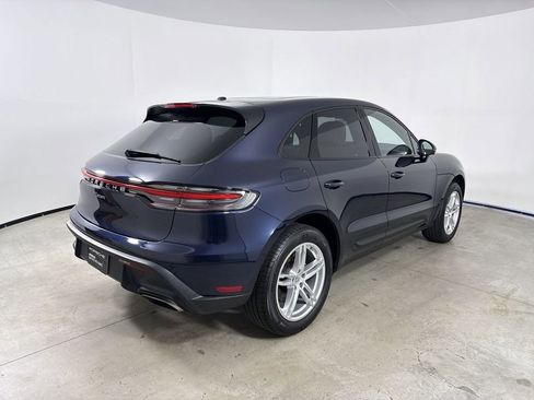 Certified 2022 Porsche Macan AWD/4WD image 7
