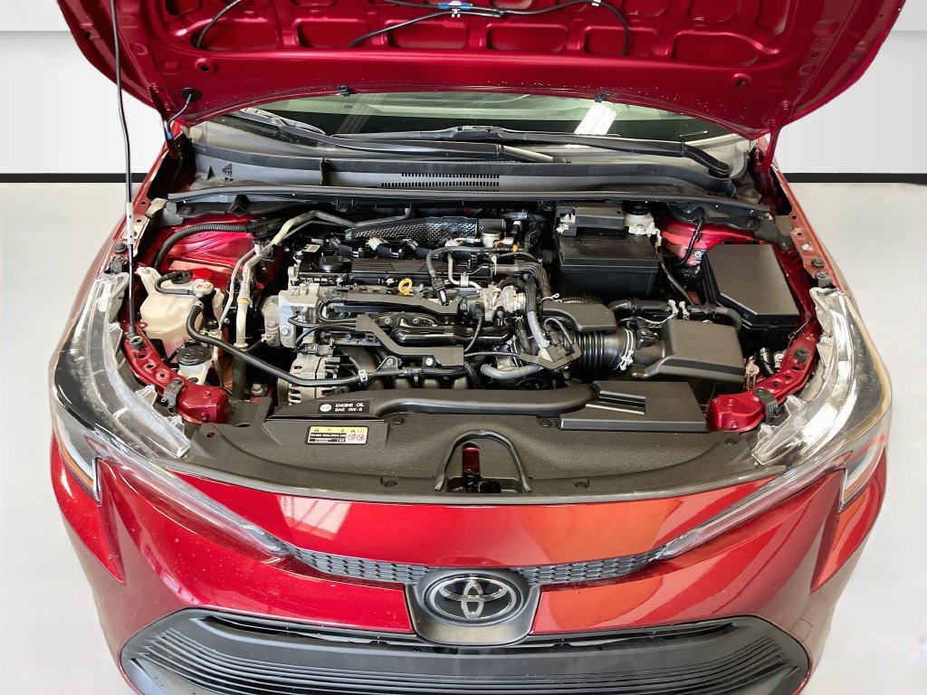 Used 2025 Toyota Corolla LE FWD image 28