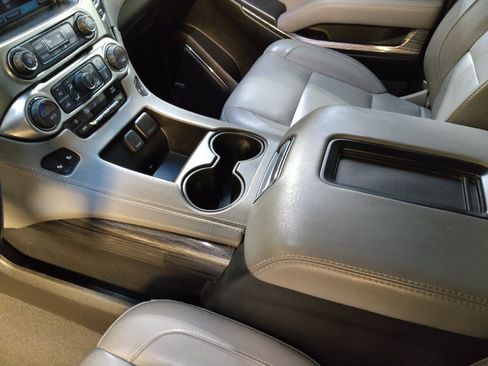 Used 2019 Chevrolet Tahoe LT AWD/4WD image 26