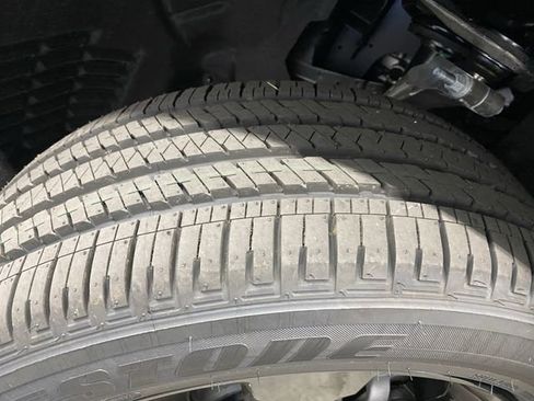 New 2025 Jeep Grand Cherokee Altitude image 38