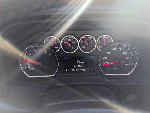 Used 2020 Chevrolet Silverado 1500 LT Trail Boss image 18