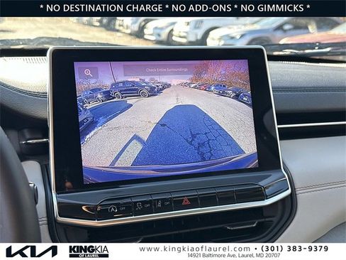 Used 2022 Jeep Compass Limited image 4