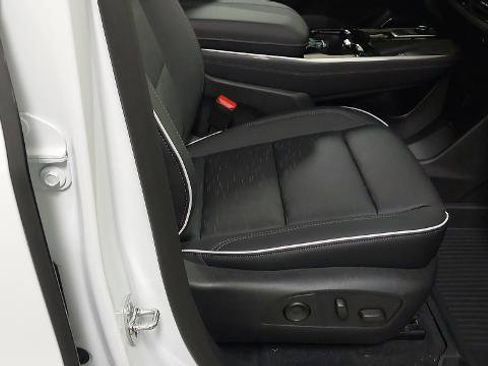 New 2026 Buick Enclave Sport Touring w/ Power Package image 28