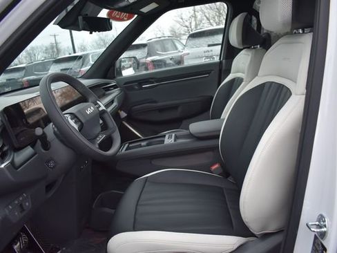 New 2026 Kia EV9 GT-Line image 28