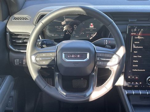 New 2026 GMC Terrain AT4 w/ Convenience Package III image 15