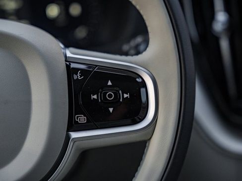 New 2026 Volvo XC60 B5 Ultra w/ Protection Package Premier image 28