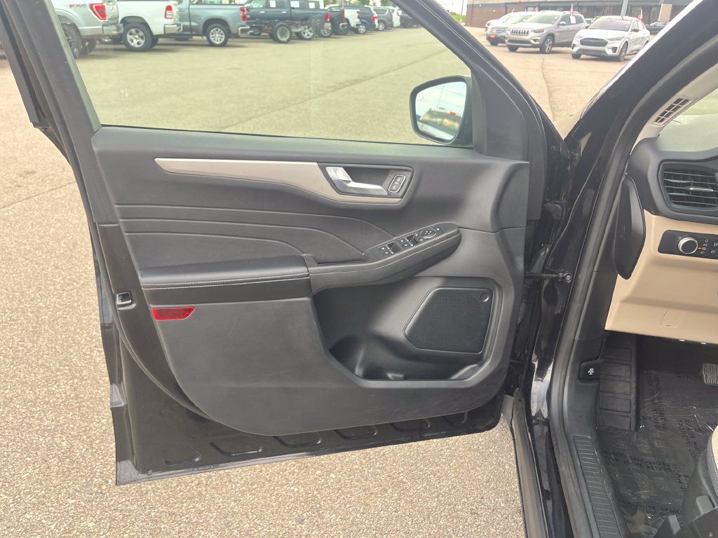 Used 2021 Ford Escape SE AWD/4WD image 24