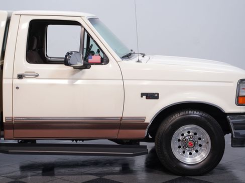 Used 1993 Ford F150 XLT image 24