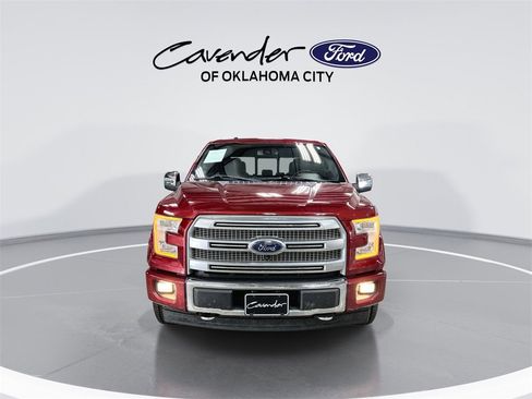 Used 2017 Ford F150 Platinum w/ Equipment Group 701A Luxury image 3