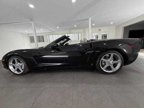 Used 2006 Chevrolet Corvette Convertible RWD image 4