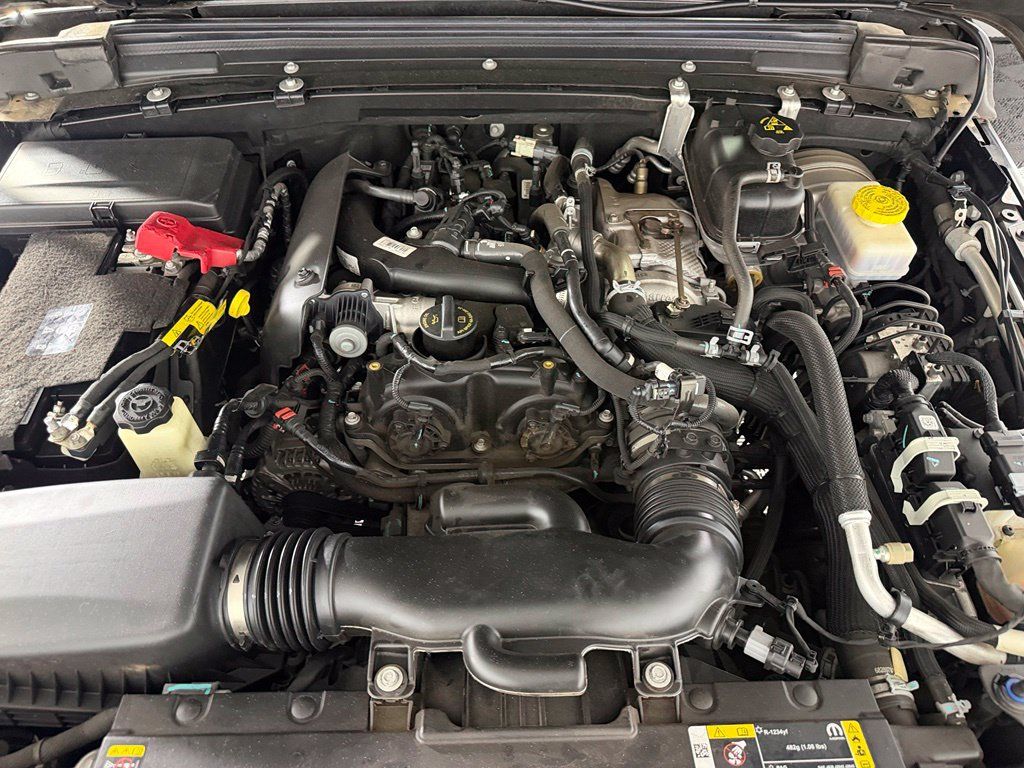 Used 2023 Jeep Wrangler Unlimited Rubicon AWD/4WD image 23