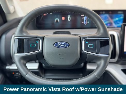 Used 2025 Ford Expedition Active AWD/4WD image 14
