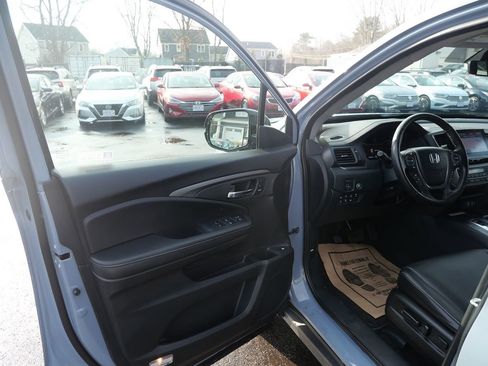 Used 2023 Honda Ridgeline RTL-E image 15
