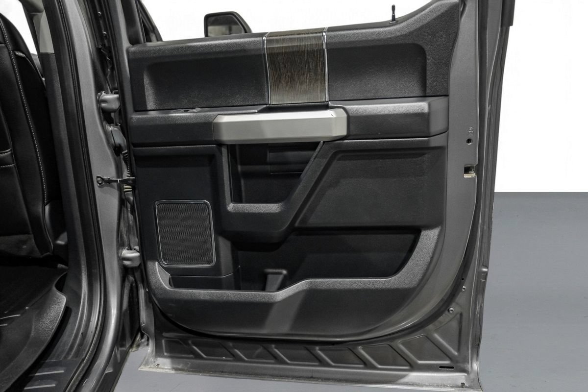 Used 2021 Ford F250 Lariat w/ Lariat Ultimate Package AWD/4WD image 47