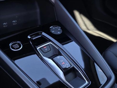 Certified 2025 Audi A3 2.0T Premium image 17