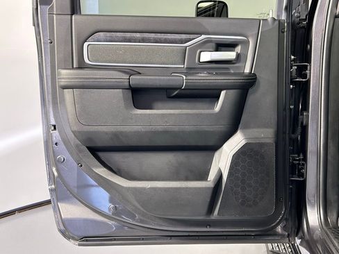 Used 2022 RAM 3500 Big Horn w/ Safety Group B image 15