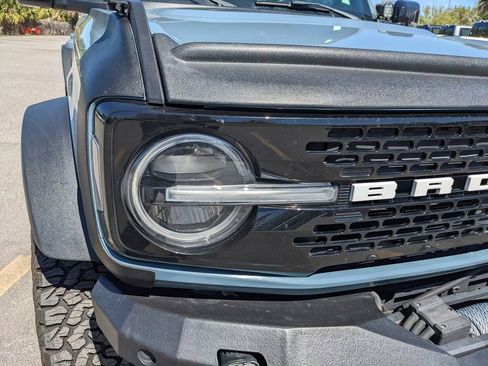 Used 2021 Ford Bronco Wildtrak image 12