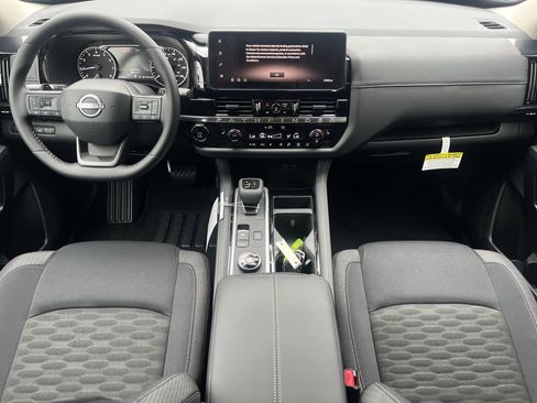 New 2026 Nissan Pathfinder SV AWD/4WD image 2