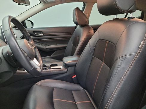 Used 2022 Nissan Altima 2.5 SR image 17