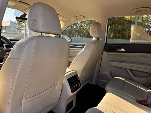 Used 2021 Volkswagen Atlas SE FWD image 20