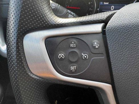 Used 2024 GMC Terrain SLE FWD image 24